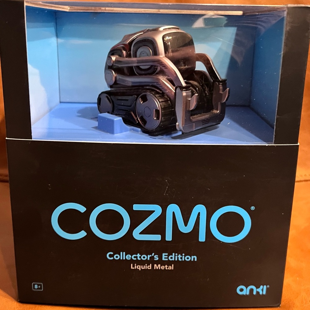 Cozmo Robot Anki Collector Edition